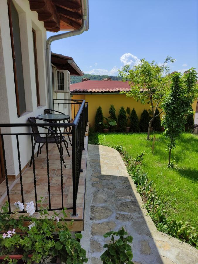 Family Hotel "Slavianska Dusha" Veliko Tŭrnovo Exterior foto