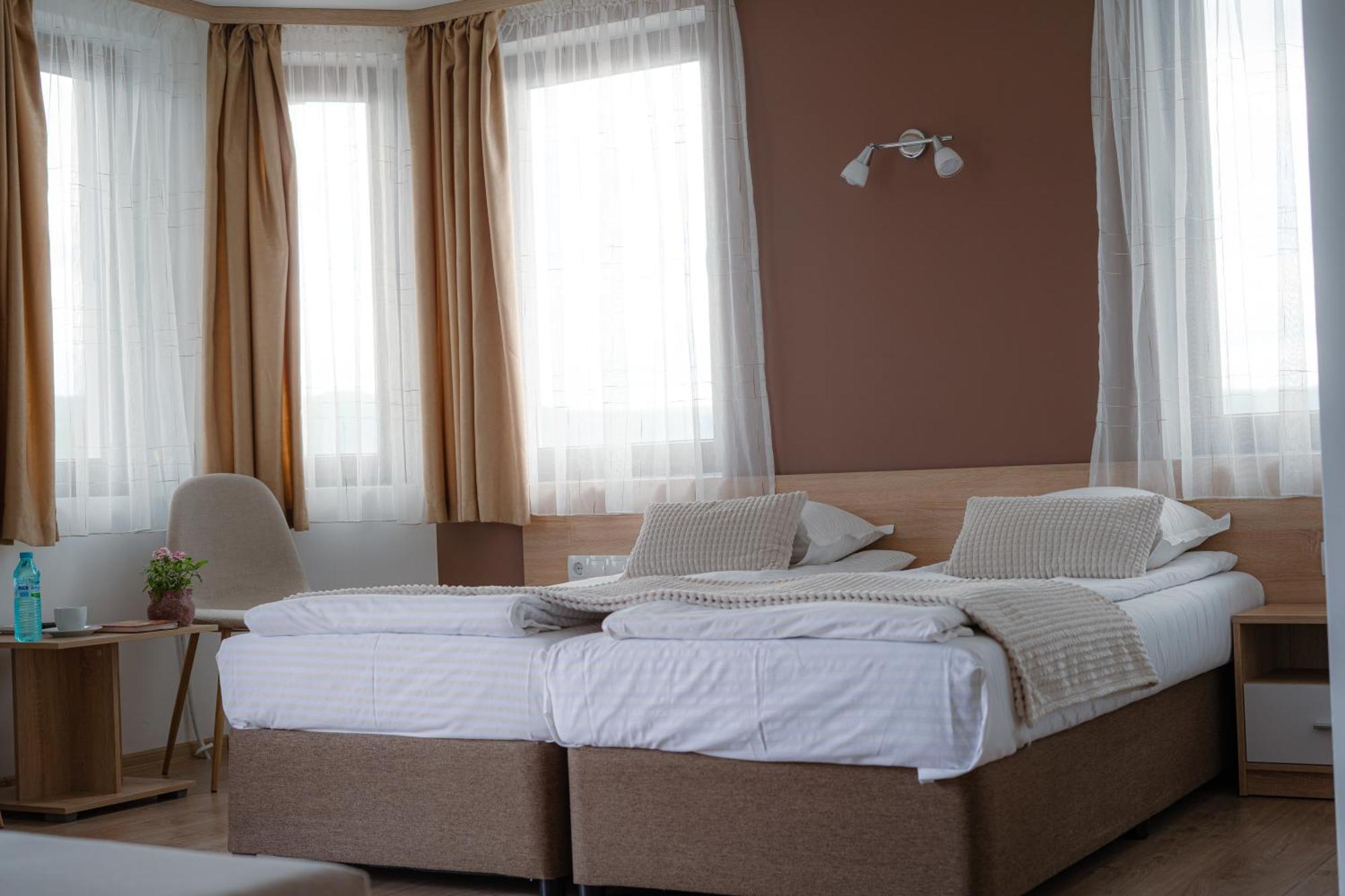 Family Hotel "Slavianska Dusha" Veliko Tŭrnovo Exterior foto
