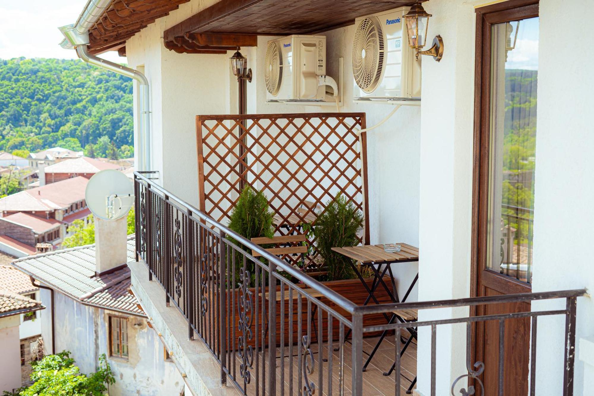 Family Hotel "Slavianska Dusha" Veliko Tŭrnovo Exterior foto